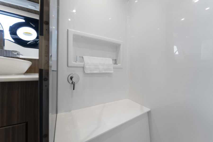 50ft Cruisers Yachts Yacht For Sale