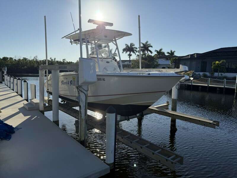 Stars  amp  Stripes 24ft Boston Whaler Yacht For Sale