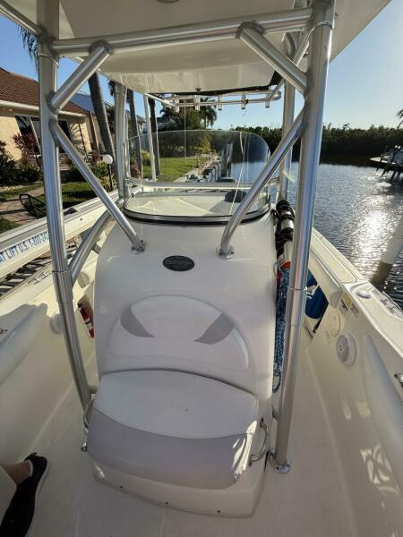 24' 2006 Boston Whaler 240 Outrage