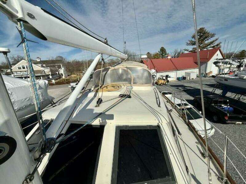 MAVI 49ft Oyster Yacht For Sale