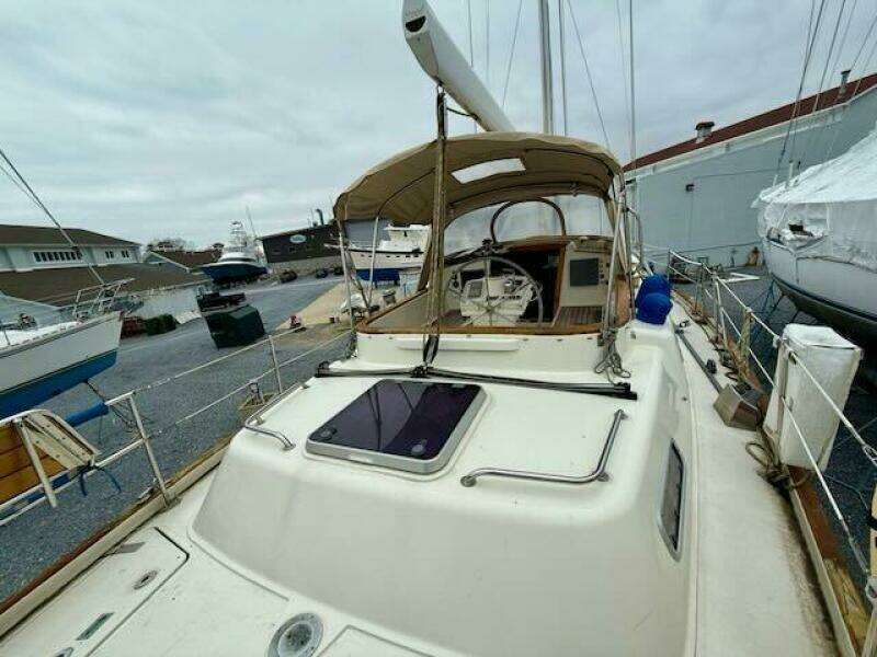 MAVI 49ft Oyster Yacht For Sale
