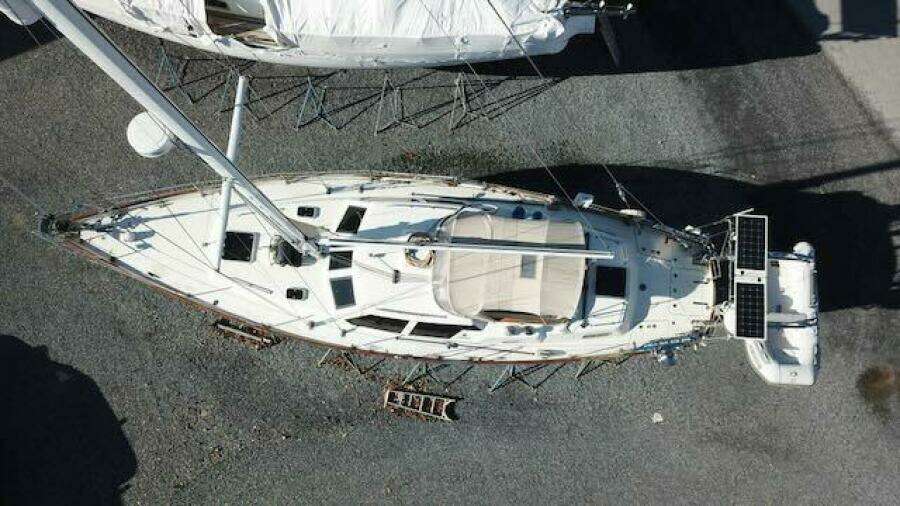 MAVI 49ft Oyster Yacht For Sale