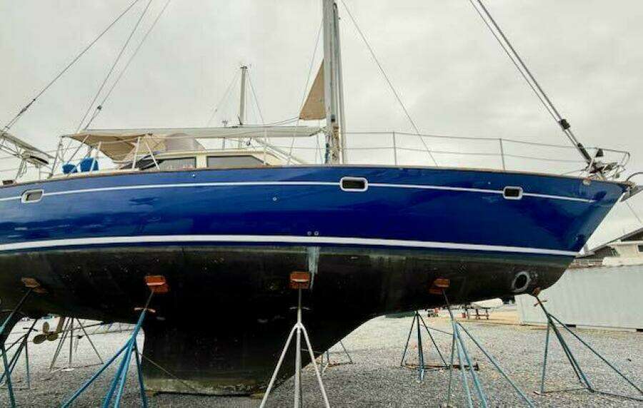 MAVI 49ft Oyster Yacht For Sale