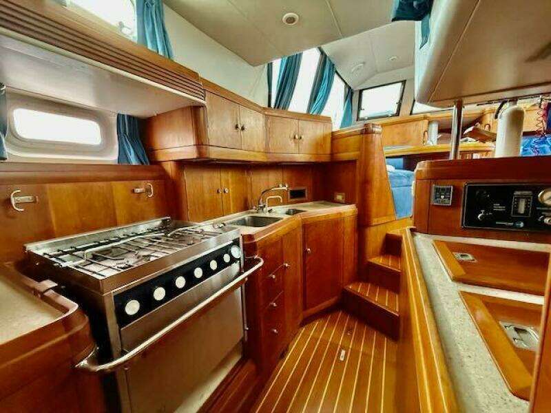 MAVI 49ft Oyster Yacht For Sale