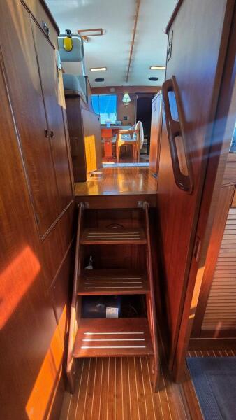 49' 1997 Grand Banks 49 Classic