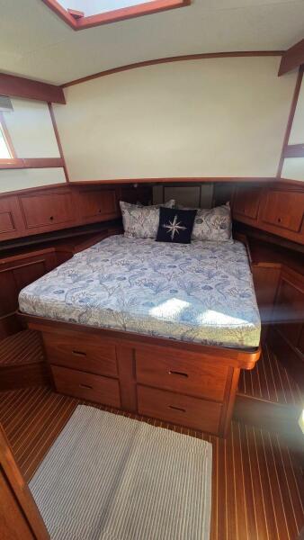 49' 1997 Grand Banks 49 Classic