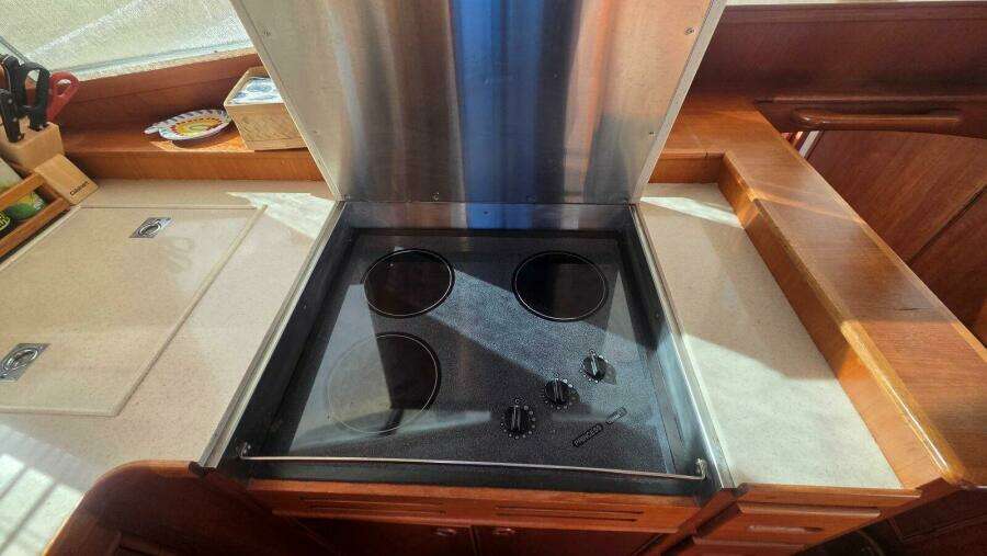 Cinsubar II 49ft Grand Banks Yacht For Sale