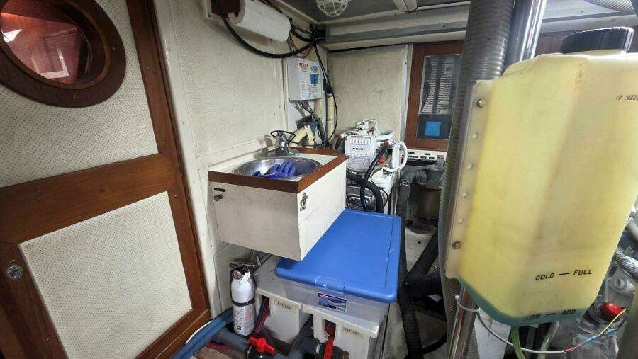 Cinsubar II 49ft Grand Banks Yacht For Sale