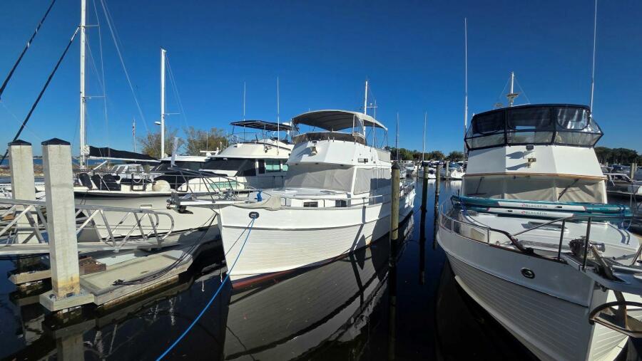 49' 1997 Grand Banks 49 Classic