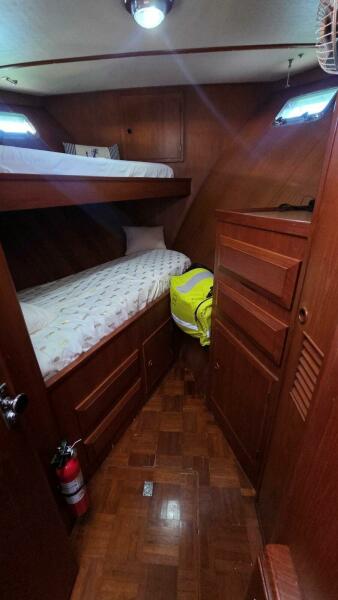 48' 1987 DeFever 48 Tri Cabin