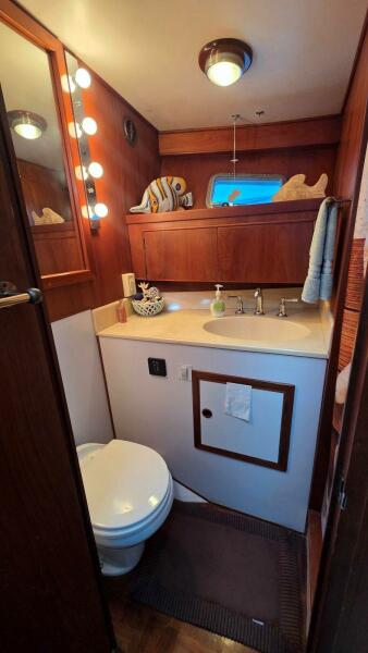 48' 1987 DeFever 48 Tri Cabin