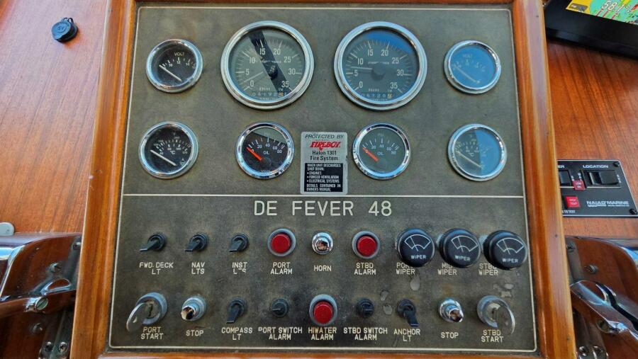 48' 1987 DeFever 48 Tri Cabin