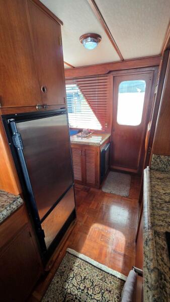 48' 1987 DeFever 48 Tri Cabin