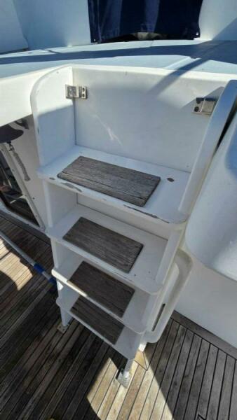 48' 1987 DeFever 48 Tri Cabin
