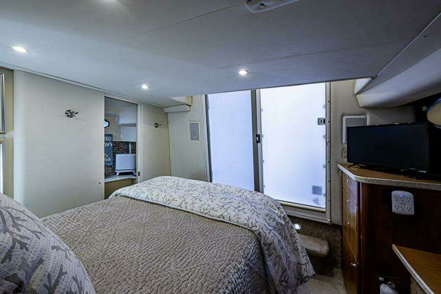 FAINTASEA 44ft Silverton Yacht For Sale