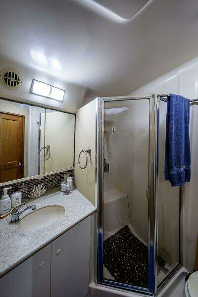 FAINTASEA 44ft Silverton Yacht For Sale