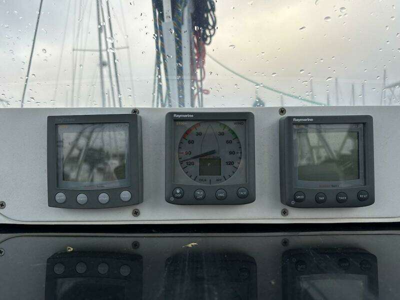 45ft Hunter Yacht For Sale