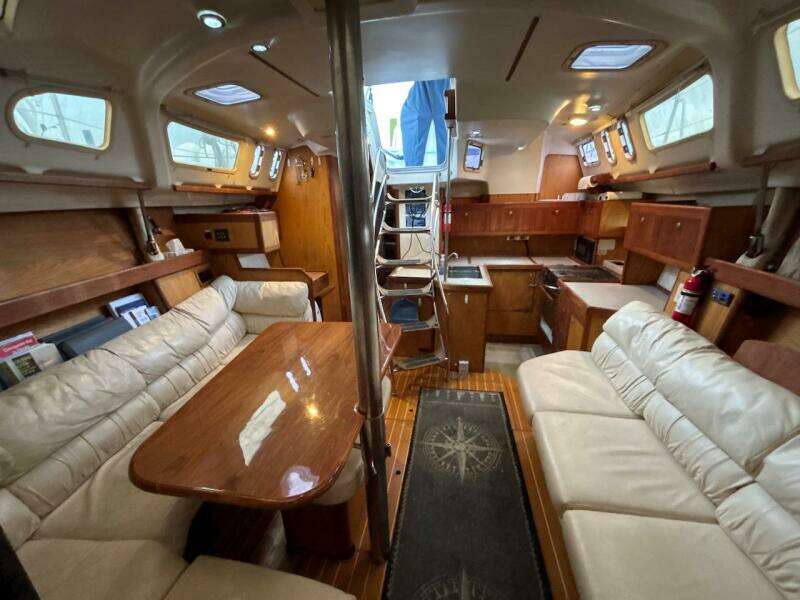 45ft Hunter Yacht For Sale