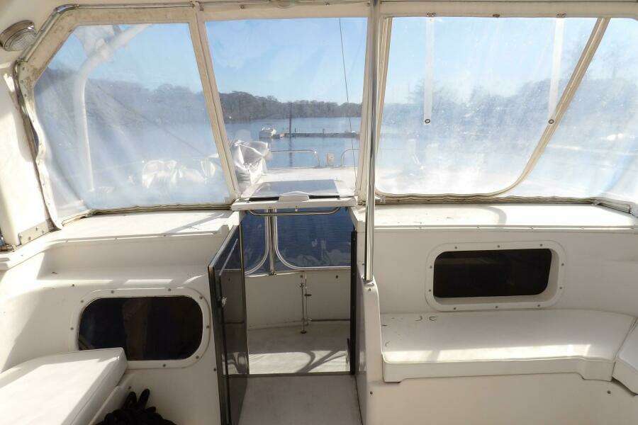 41ft Aquarius Yacht For Sale