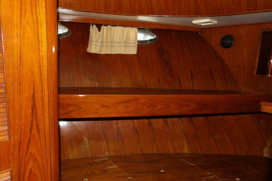 41ft Aquarius Yacht For Sale