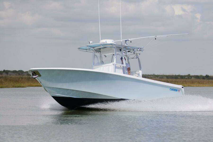 32 Contender 32ST- Profile 