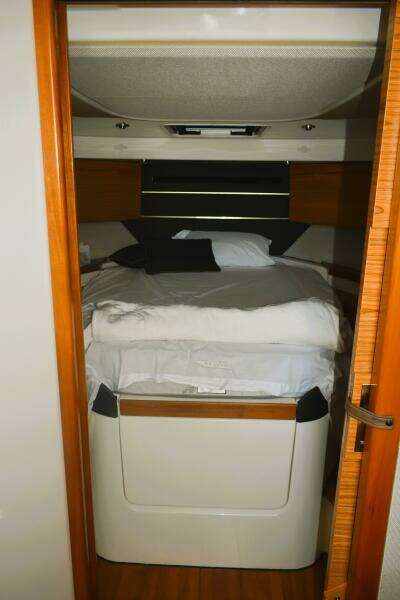 40ft Boston Whaler Yacht For Sale