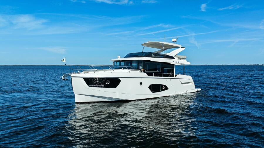 2025 Absolute 48 Navetta