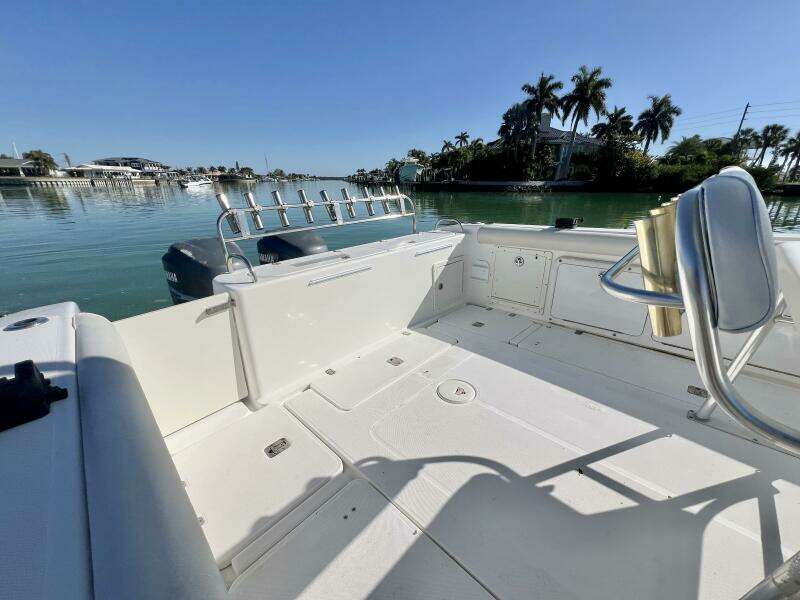 32ft Century Yacht For Sale
