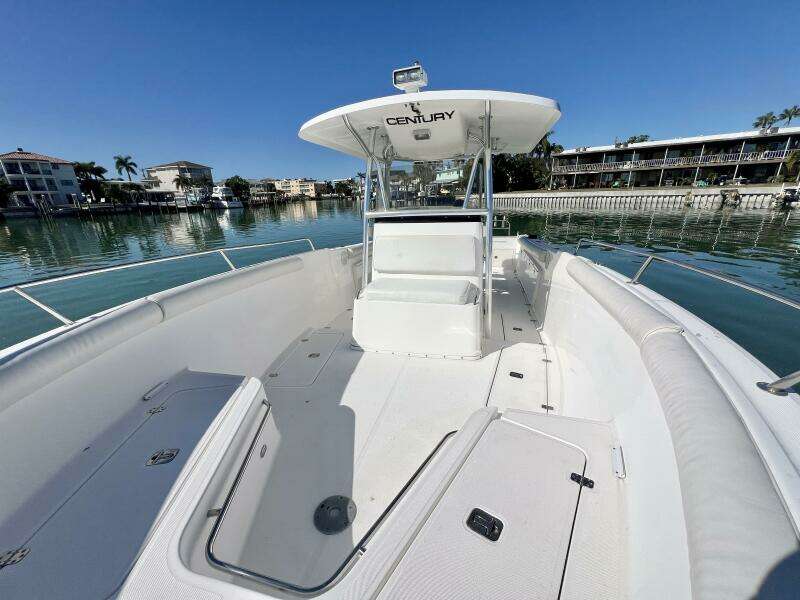 32ft Century Yacht For Sale