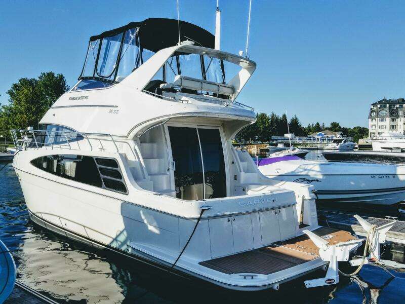 Summer Passport 36ft Carver Yacht For Sale