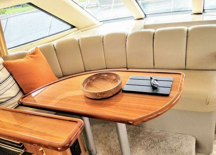 Summer Passport 36ft Carver Yacht For Sale