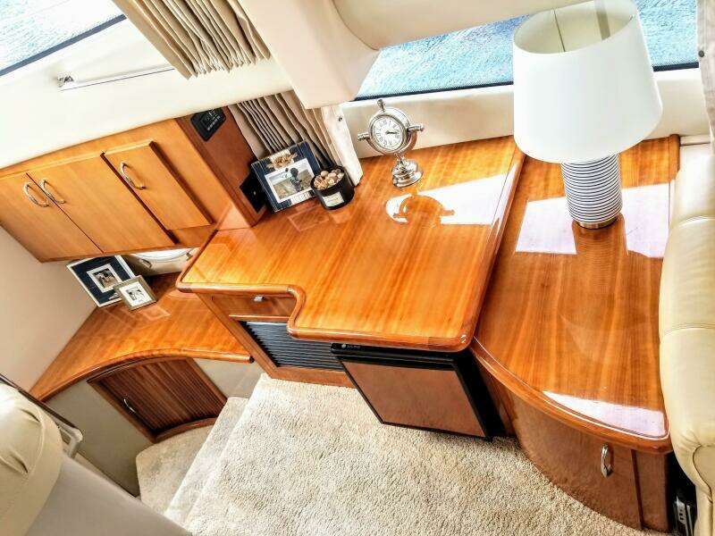 Summer Passport 36ft Carver Yacht For Sale