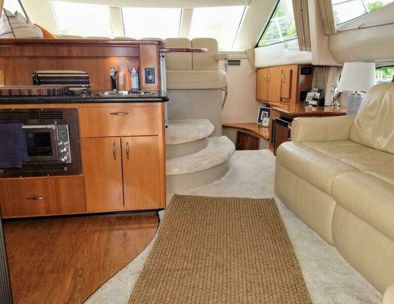 Summer Passport 36ft Carver Yacht For Sale