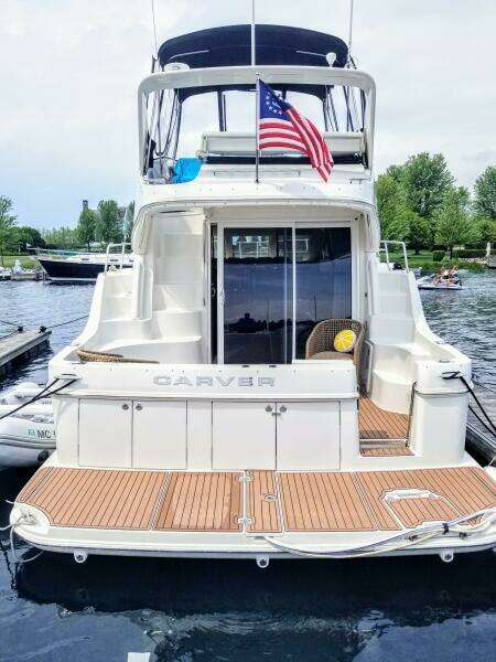 Summer Passport 36ft Carver Yacht For Sale