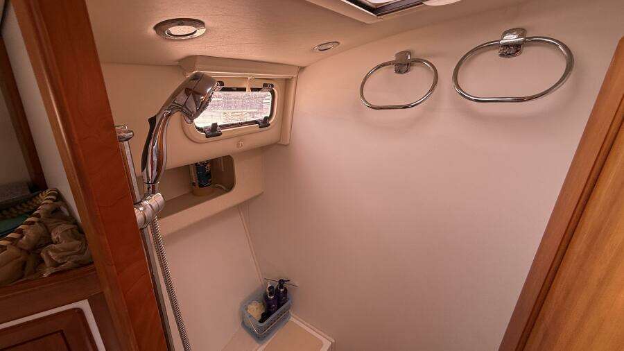 Loki 40ft MJM Yacht For Sale