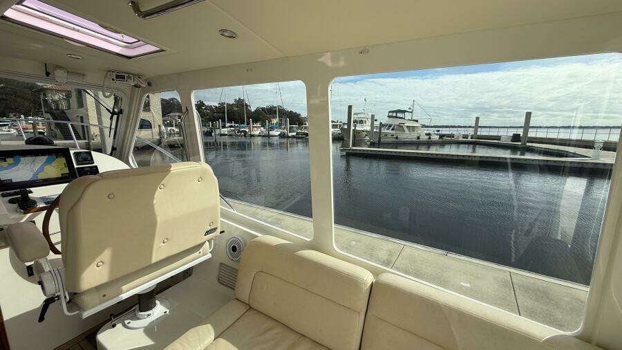 Loki 40ft MJM Yacht For Sale