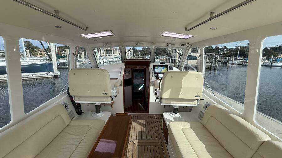 Loki 40ft MJM Yacht For Sale