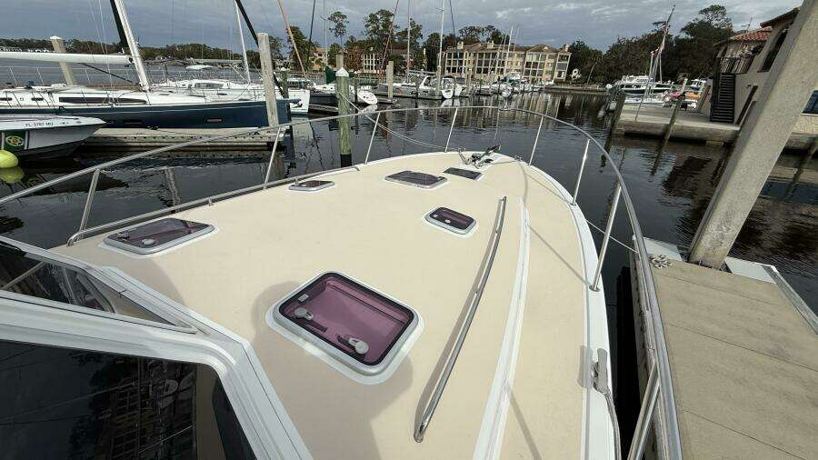 Loki 40ft MJM Yacht For Sale