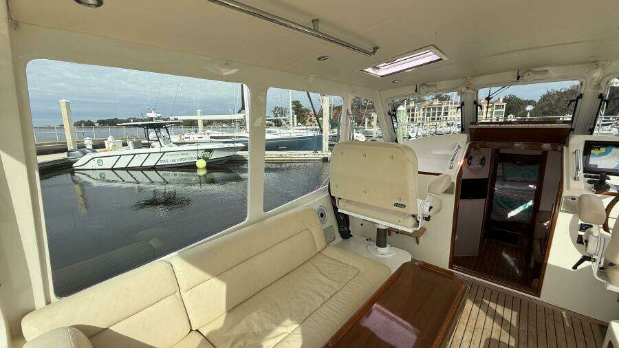 Loki 40ft MJM Yacht For Sale