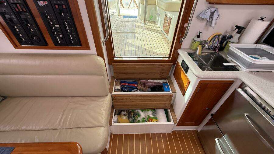 Loki 40ft MJM Yacht For Sale