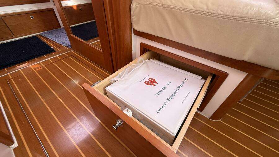 Loki 40ft MJM Yacht For Sale