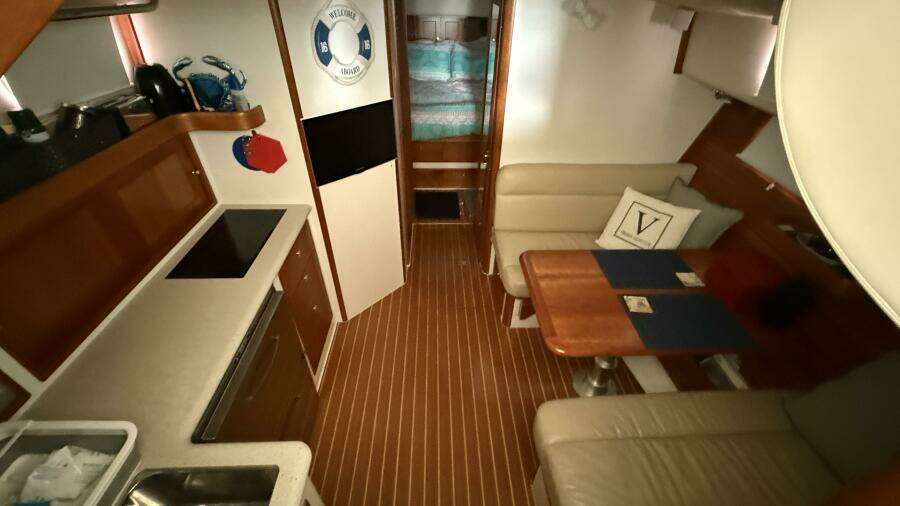 Loki 40ft MJM Yacht For Sale