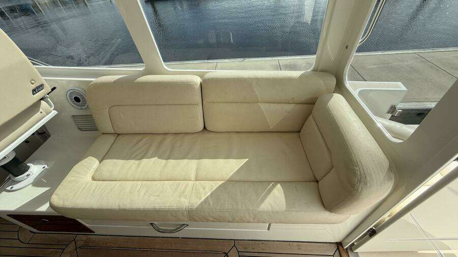 Loki 40ft MJM Yacht For Sale