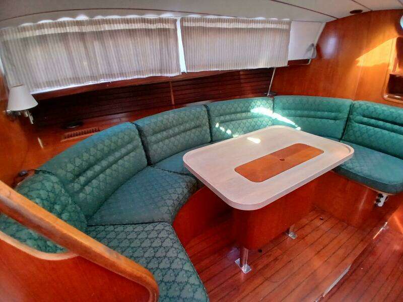 Waterfall II 44ft Beneteau Yacht For Sale