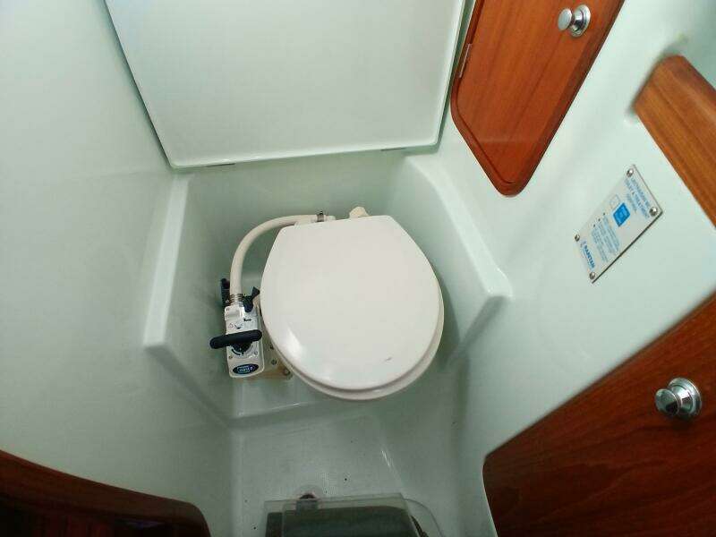 Waterfall II 44ft Beneteau Yacht For Sale