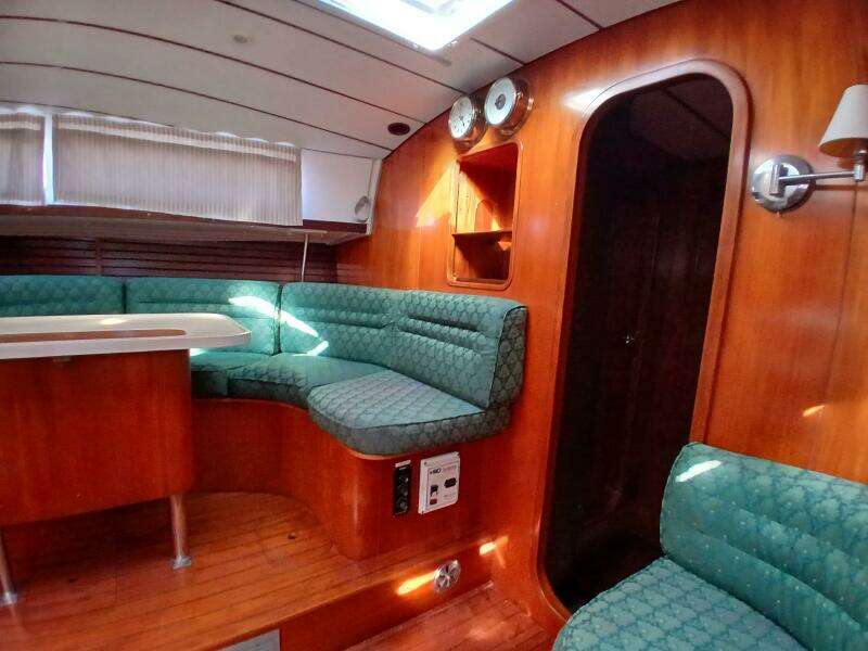 Waterfall II 44ft Beneteau Yacht For Sale