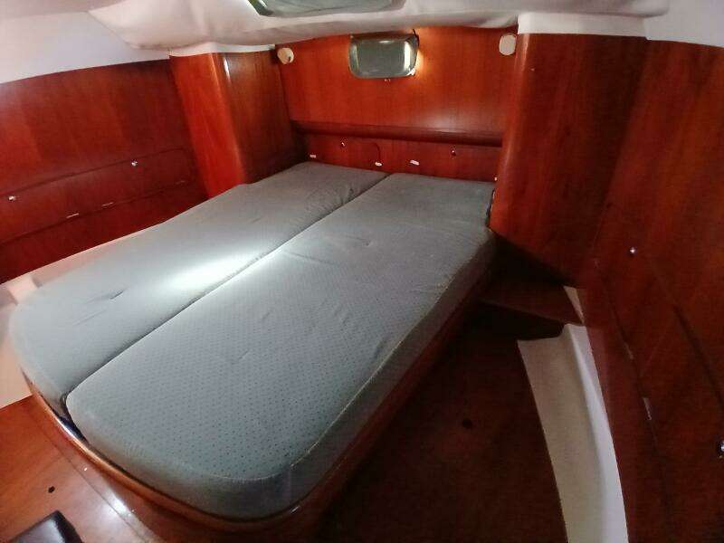 Waterfall II 44ft Beneteau Yacht For Sale