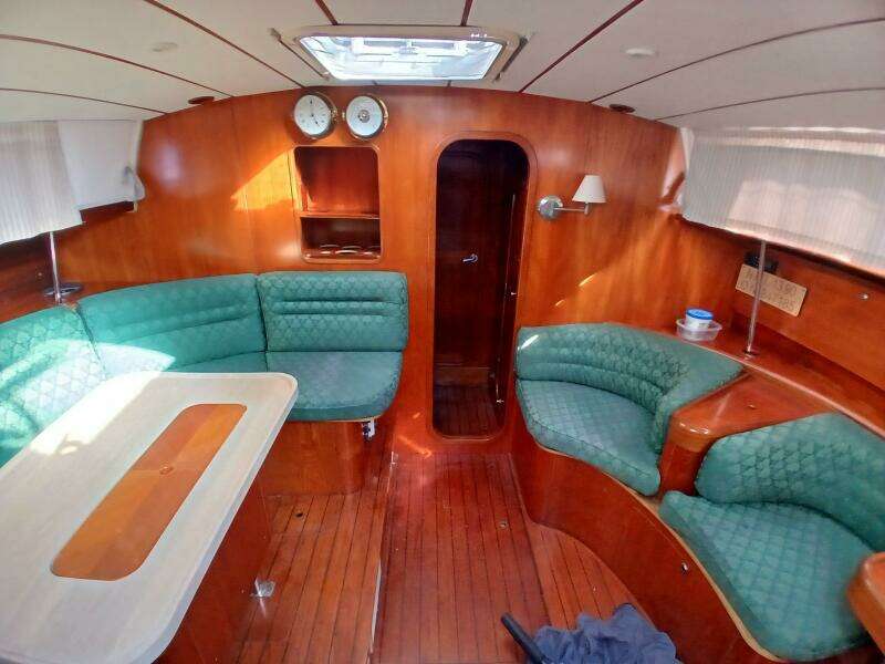 Waterfall II 44ft Beneteau Yacht For Sale