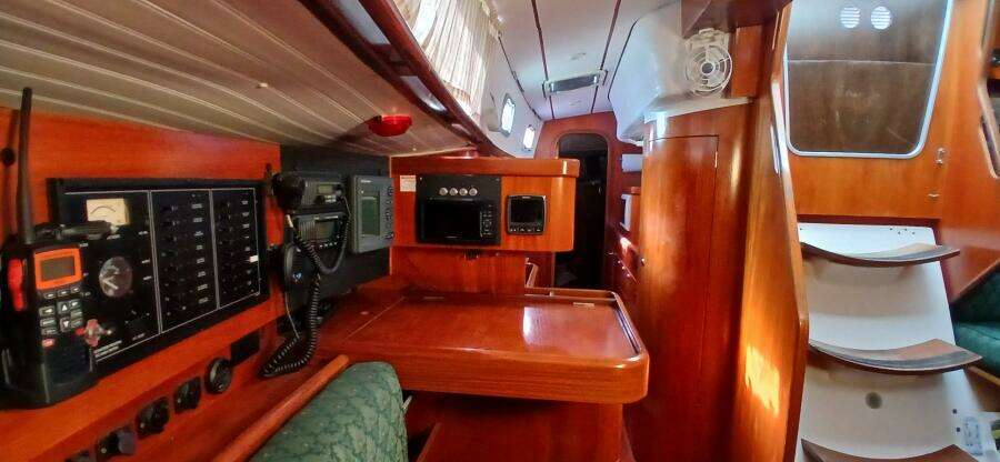 Waterfall II 44ft Beneteau Yacht For Sale