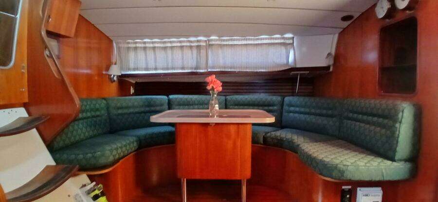 Waterfall II 44ft Beneteau Yacht For Sale